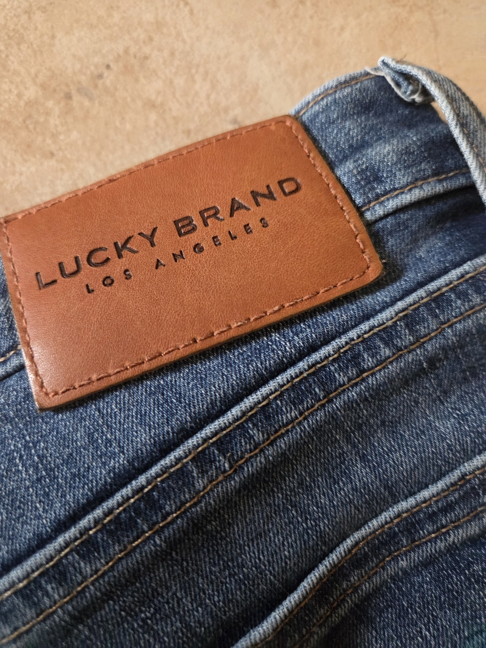 Lucky Brand High Waisted Skinny Button-Fly Jeans - Medium Blue Wash Size 8/29 - Picture 7 of 8